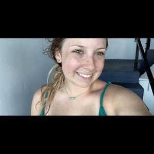 Meet your Posher, Jenna